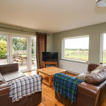 Sanderling * Greenfield Cross Roads