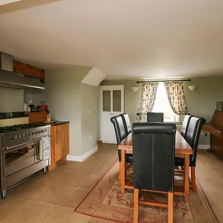 Sanderling Greenfield Cross Roads